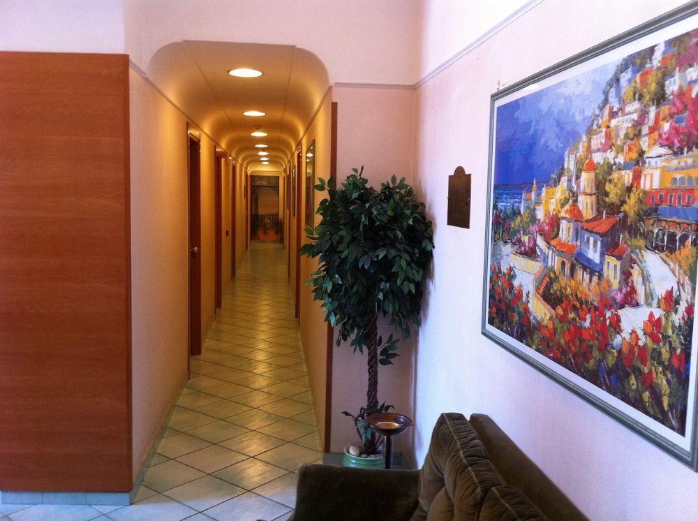 Hotel Potenza Неаполь Экстерьер фото